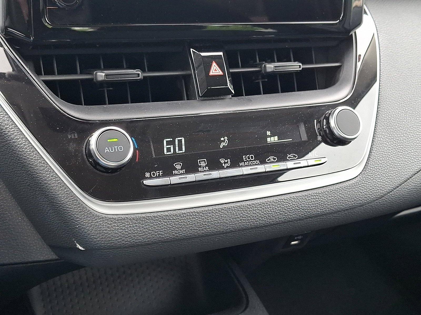 Used 2023 Toyota Corolla LE FWD image 17