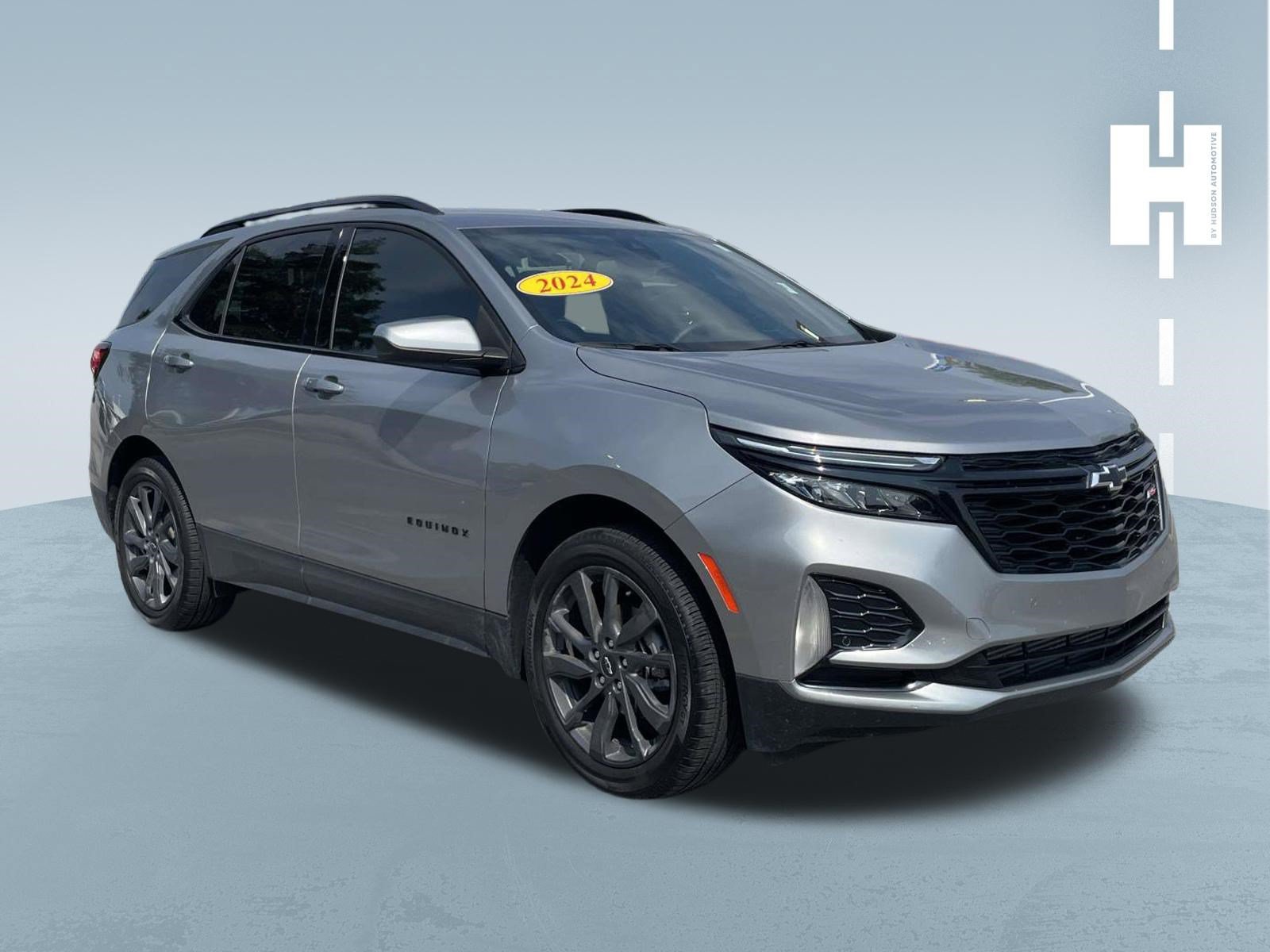 Used 2024 Chevrolet Equinox RS FWD image 1