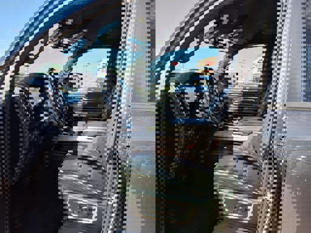 Used 2023 RAM 1500 Laramie image 13