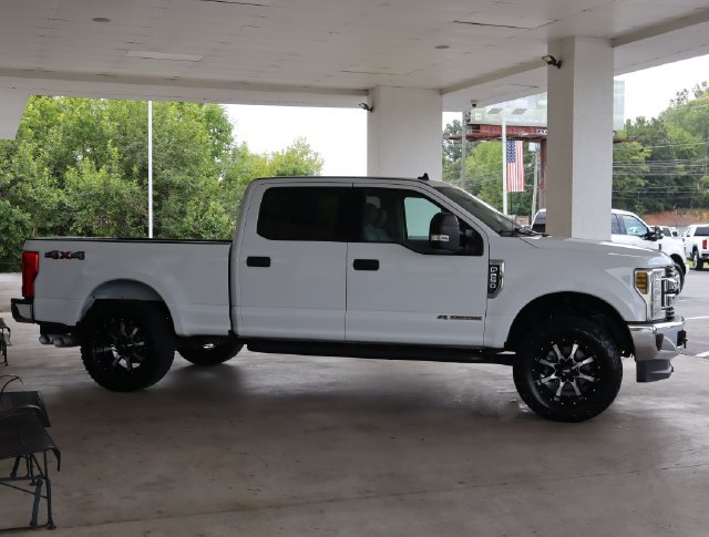 Used 2019 Ford F250 XLT w/ Snow Plow Prep Package AWD/4WD image 7