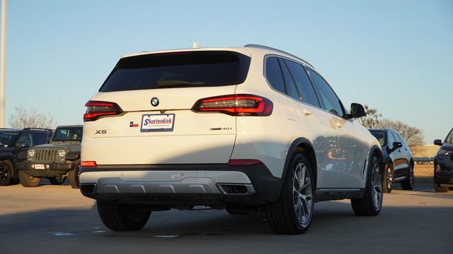 Used 2022 BMW X5 sDrive40i w/ Premium Package image 9