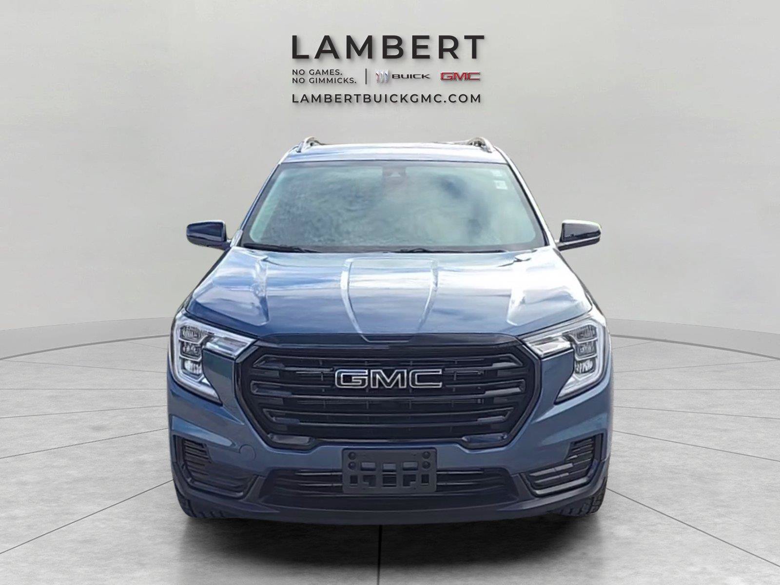 Used 2024 GMC Terrain SLE w/ Driver Convenience Package AWD/4WD image 8