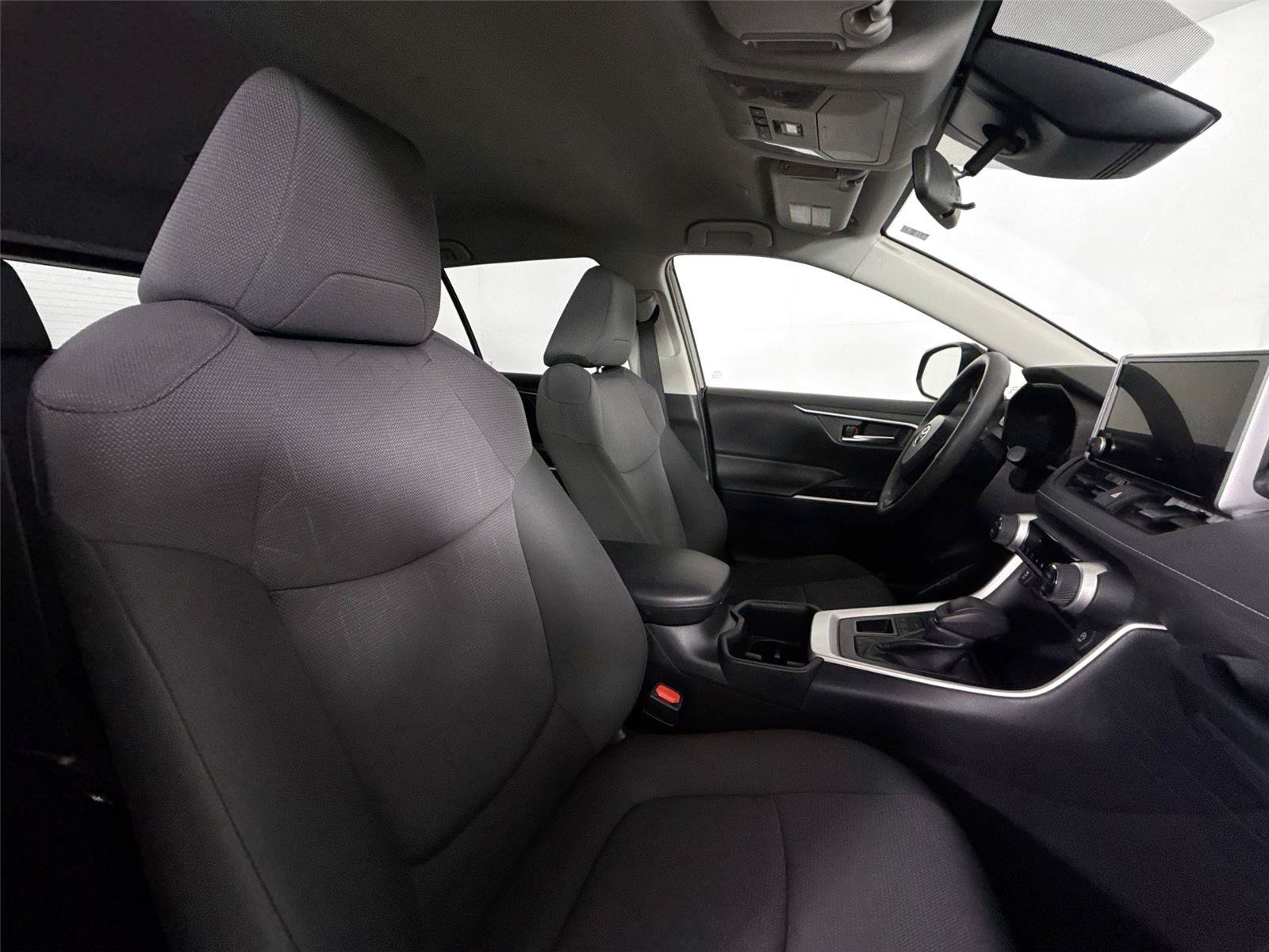 Certified 2025 Toyota RAV4 XLE AWD/4WD image 41