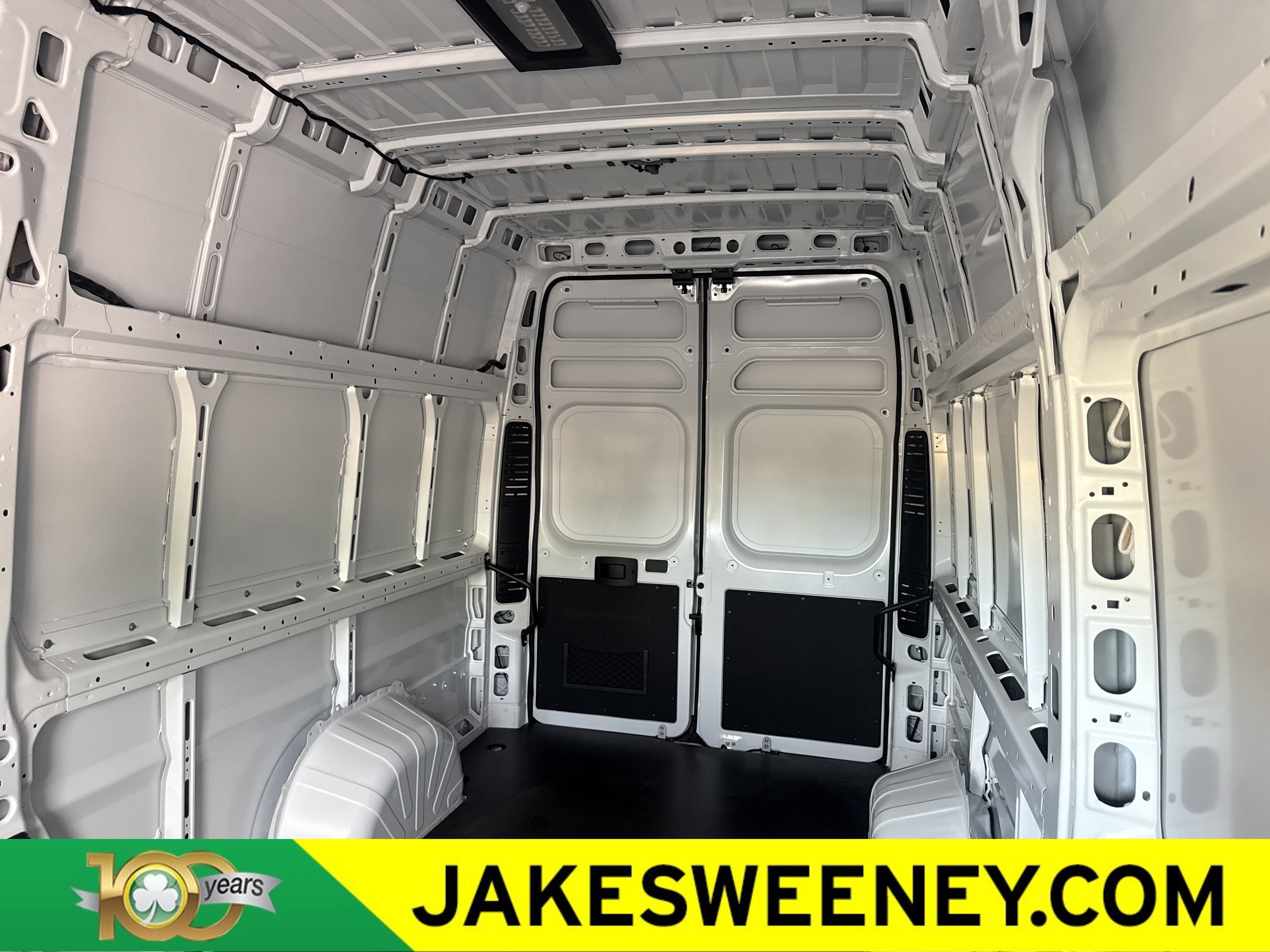 New 2026 RAM ProMaster 3500 w/ Premium Convenience Group FWD image 13