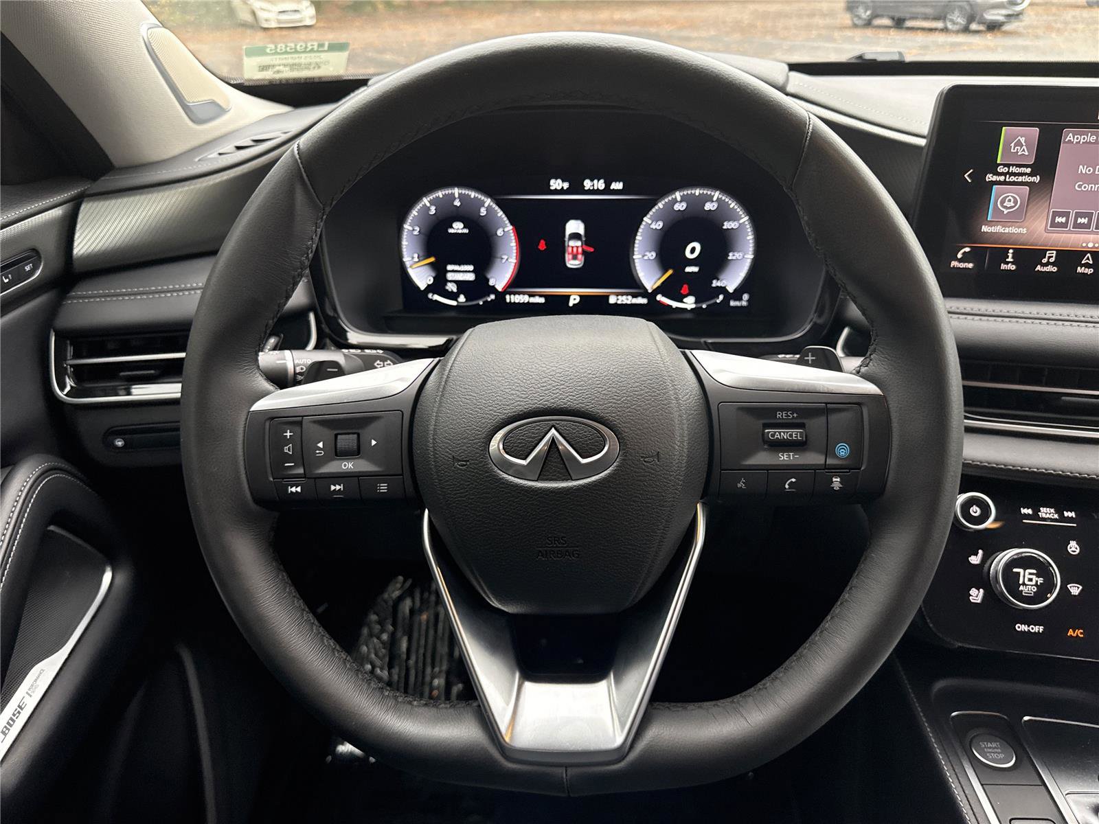 Certified 2025 INFINITI QX60 Luxe image 12