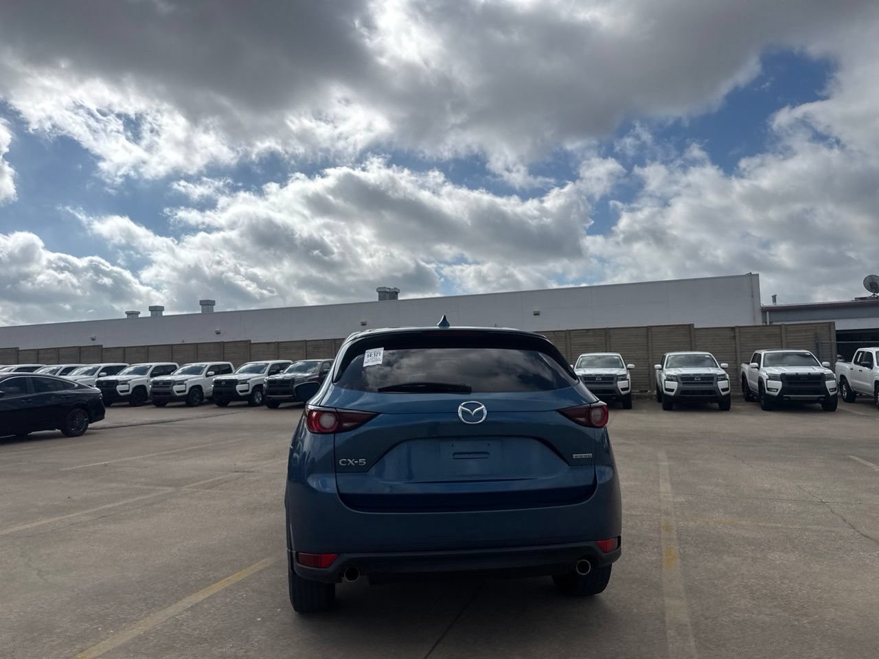 Used 2021 MAZDA CX-5 Touring FWD image 17
