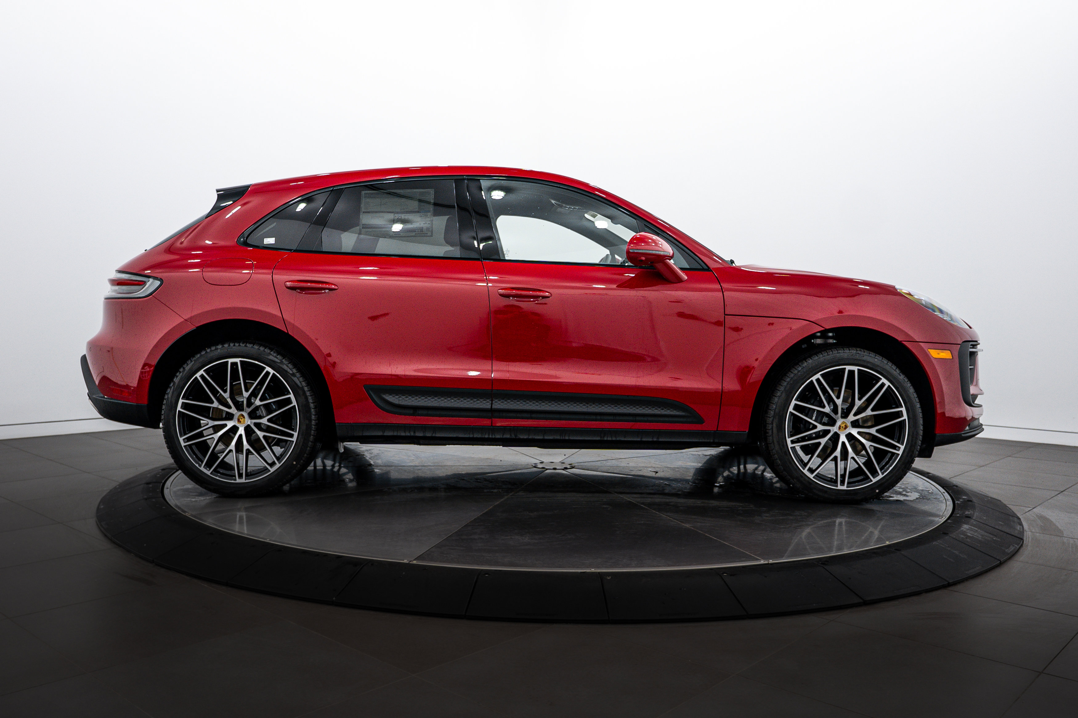 New 2026 Porsche Macan image 8