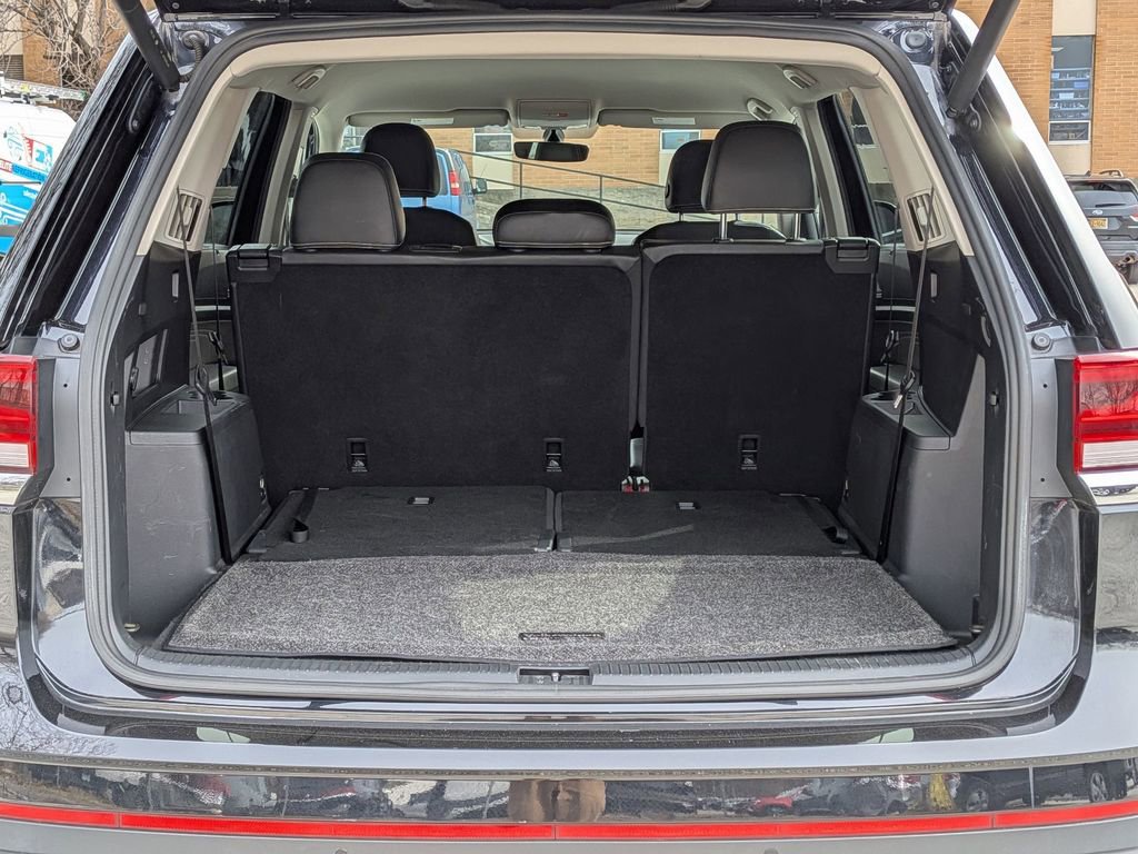 Used 2023 Volkswagen Atlas SE AWD/4WD image 6