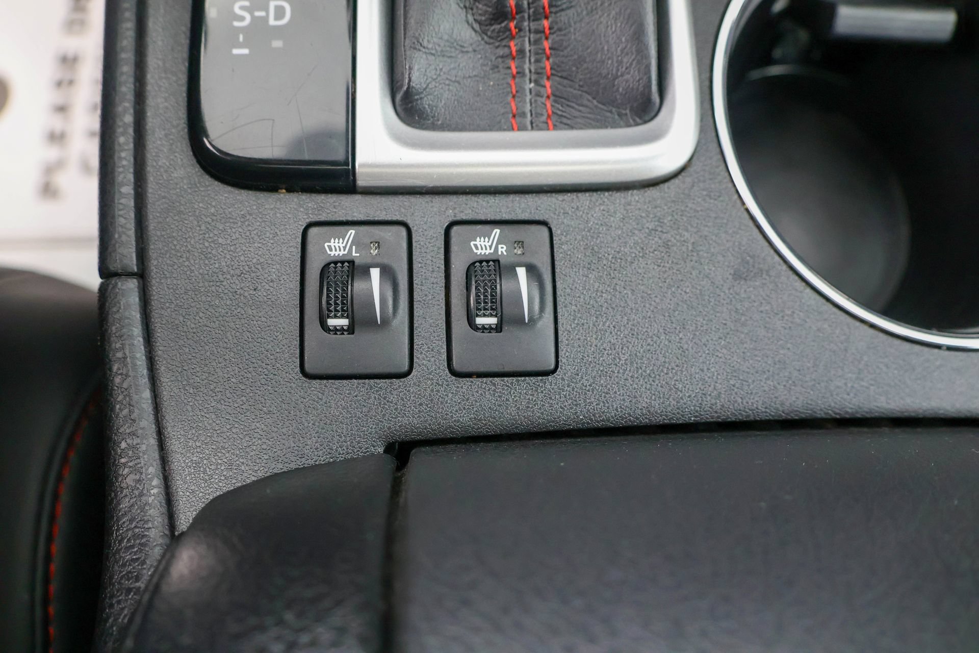 Used 2019 Toyota Highlander SE AWD/4WD image 15