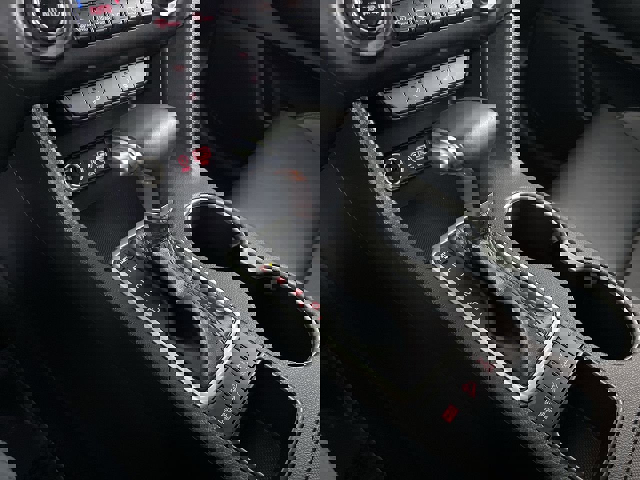 Used 2017 Kia Sportage EX image 17