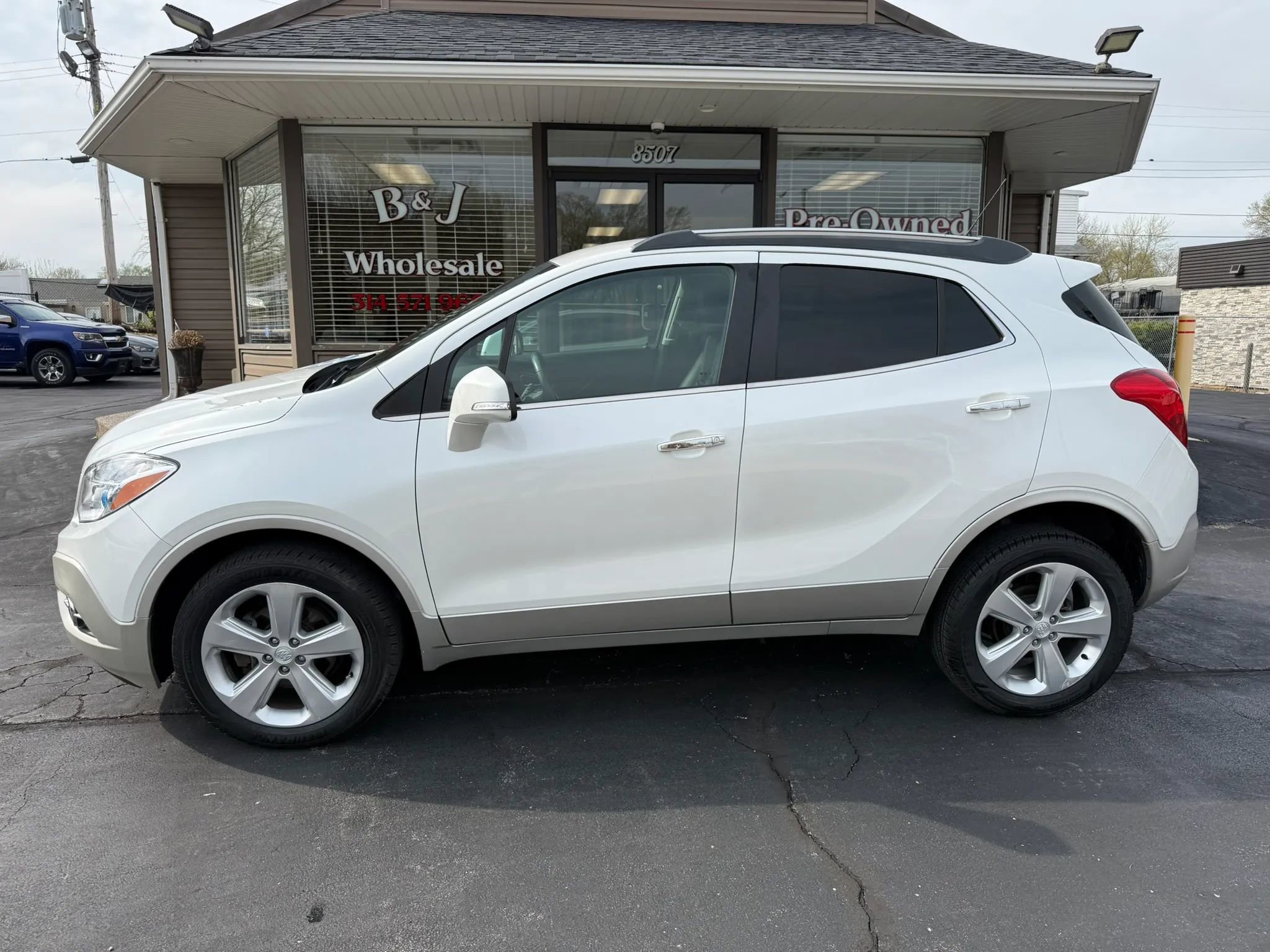 Used 2015 Buick Encore Convenience image 2