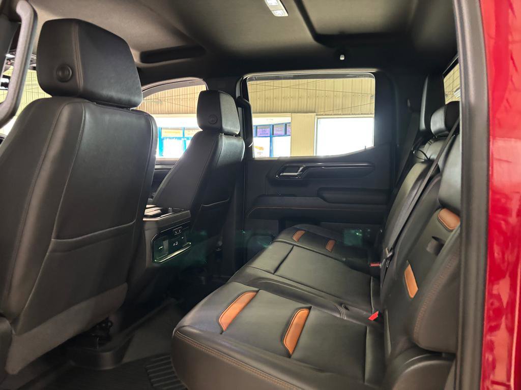 Used 2022 GMC Sierra 1500 AT4 w/ AT4 Preferred Package image 11