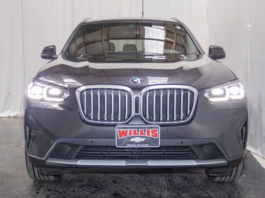 Used 2023 BMW X3 xDrive30i w/ Premium Package image 2
