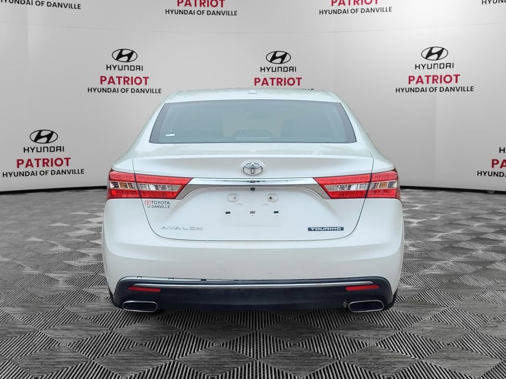 Used 2016 Toyota Avalon Touring FWD image 4
