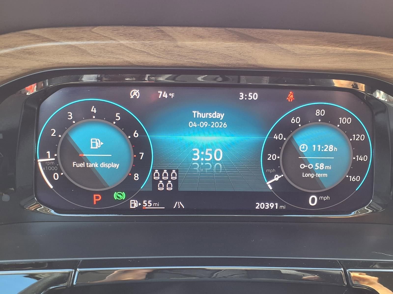 Used 2025 Volkswagen Atlas SE FWD image 14