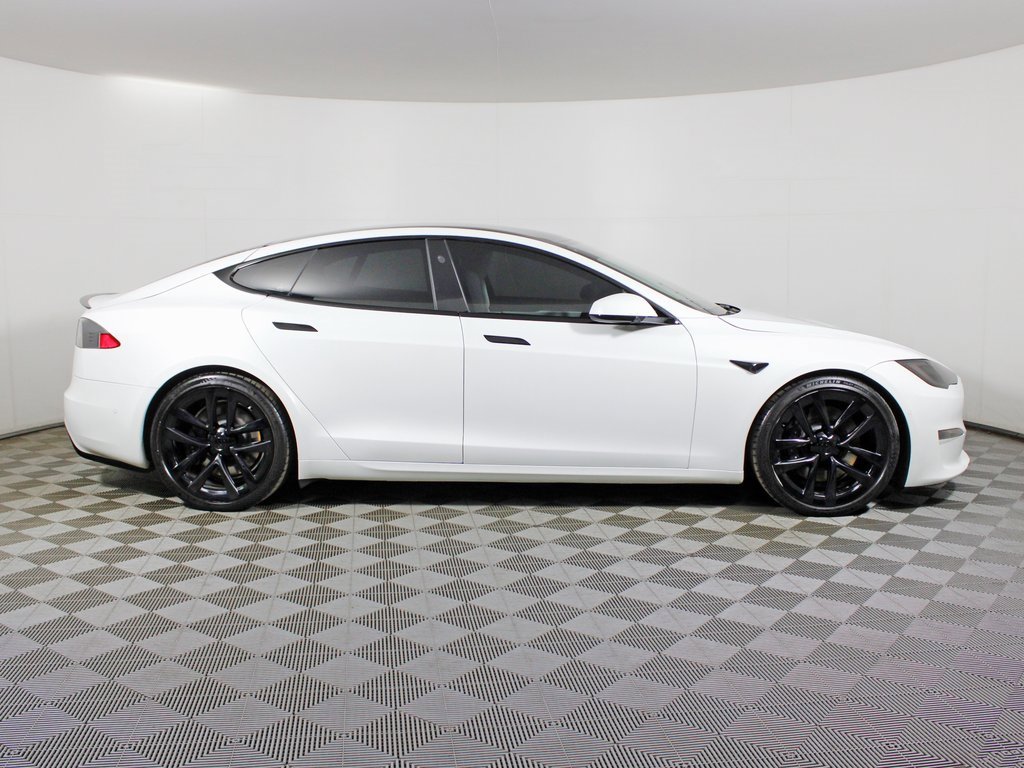 Used 2022 Tesla Model S Plaid image 8