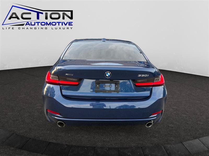 Used 2023 BMW 330i xDrive Sedan AWD/4WD image 7