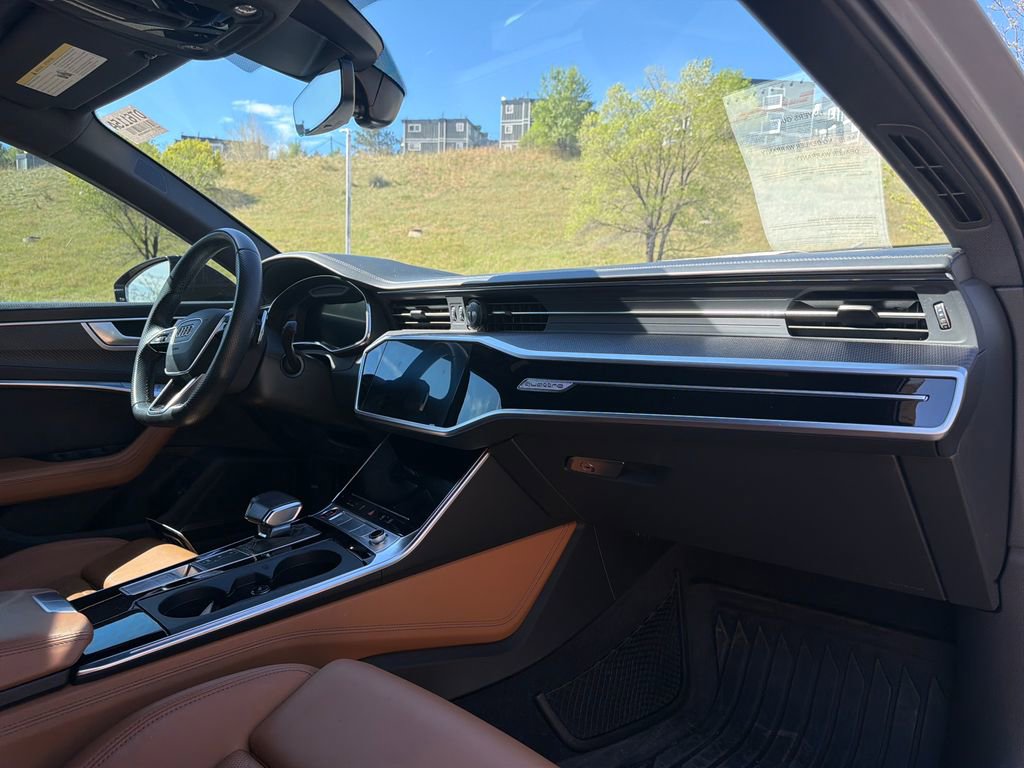 Used 2022 Audi RS 6 image 33