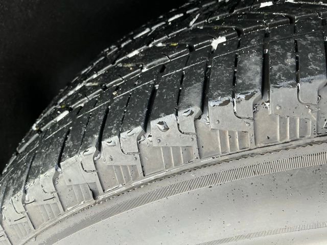 Used 2024 Chevrolet Traverse LT image 14