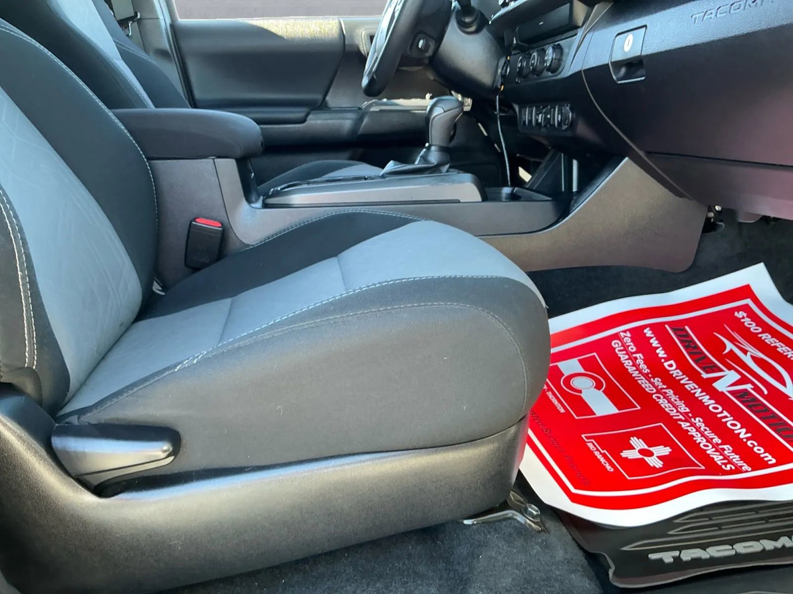 Used 2020 Toyota Tacoma TRD Sport image 20