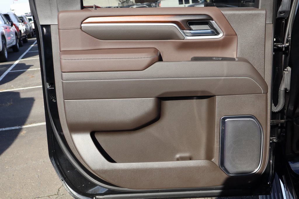 New 2025 GMC Sierra 2500 Denali w/ Denali Reserve Package image 22