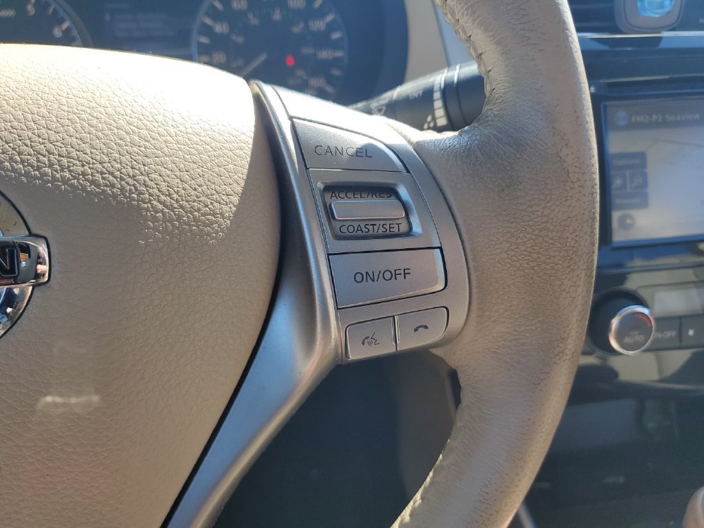 Used 2015 Nissan Altima 2.5 SL w/ Technology Package FWD image 22