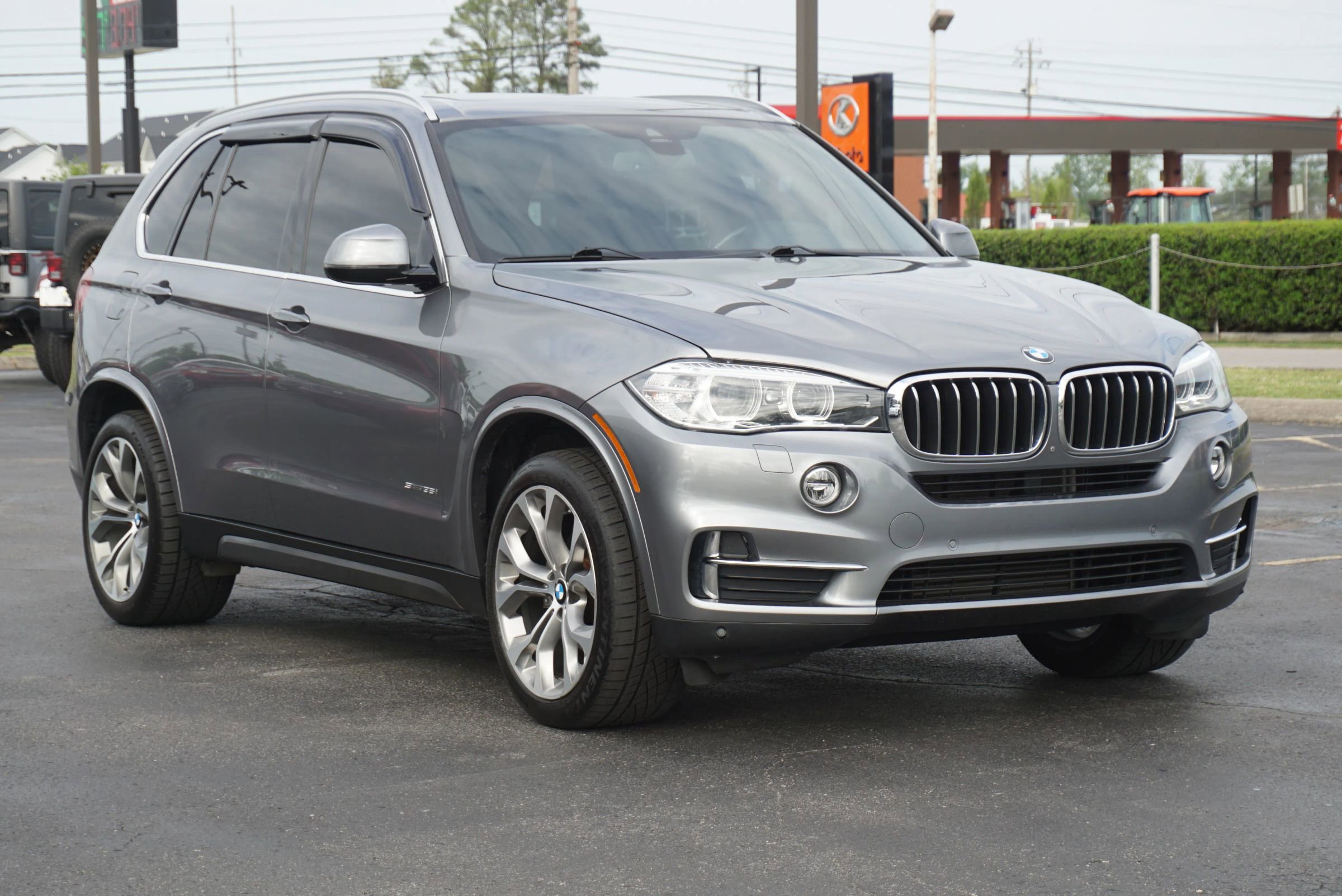 Used 2017 BMW X5 sDrive35i image 3