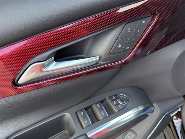 Used 2026 Chevrolet Traverse RS image 11