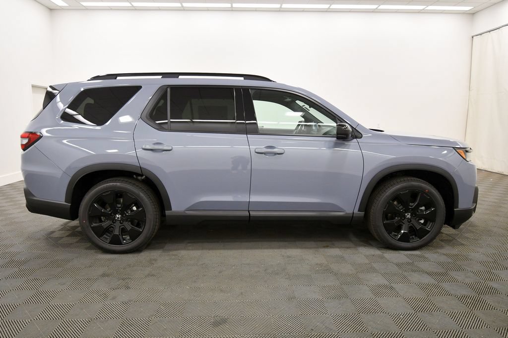 New 2026 Honda Pilot Black Edition image 8
