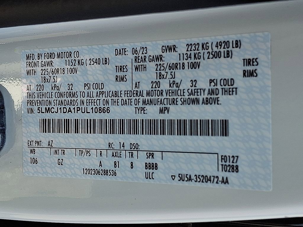 Used 2023 Lincoln Corsair AWD w/ Equipment Group 101A image 27