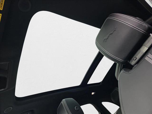 New 2026 Jaguar F-PACE R-Dynamic S image 30