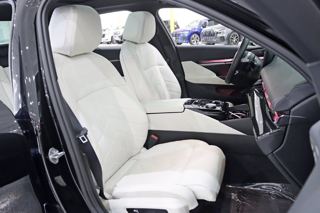 Used 2024 BMW i5 M60 w/ Premium Package AWD/4WD image 31