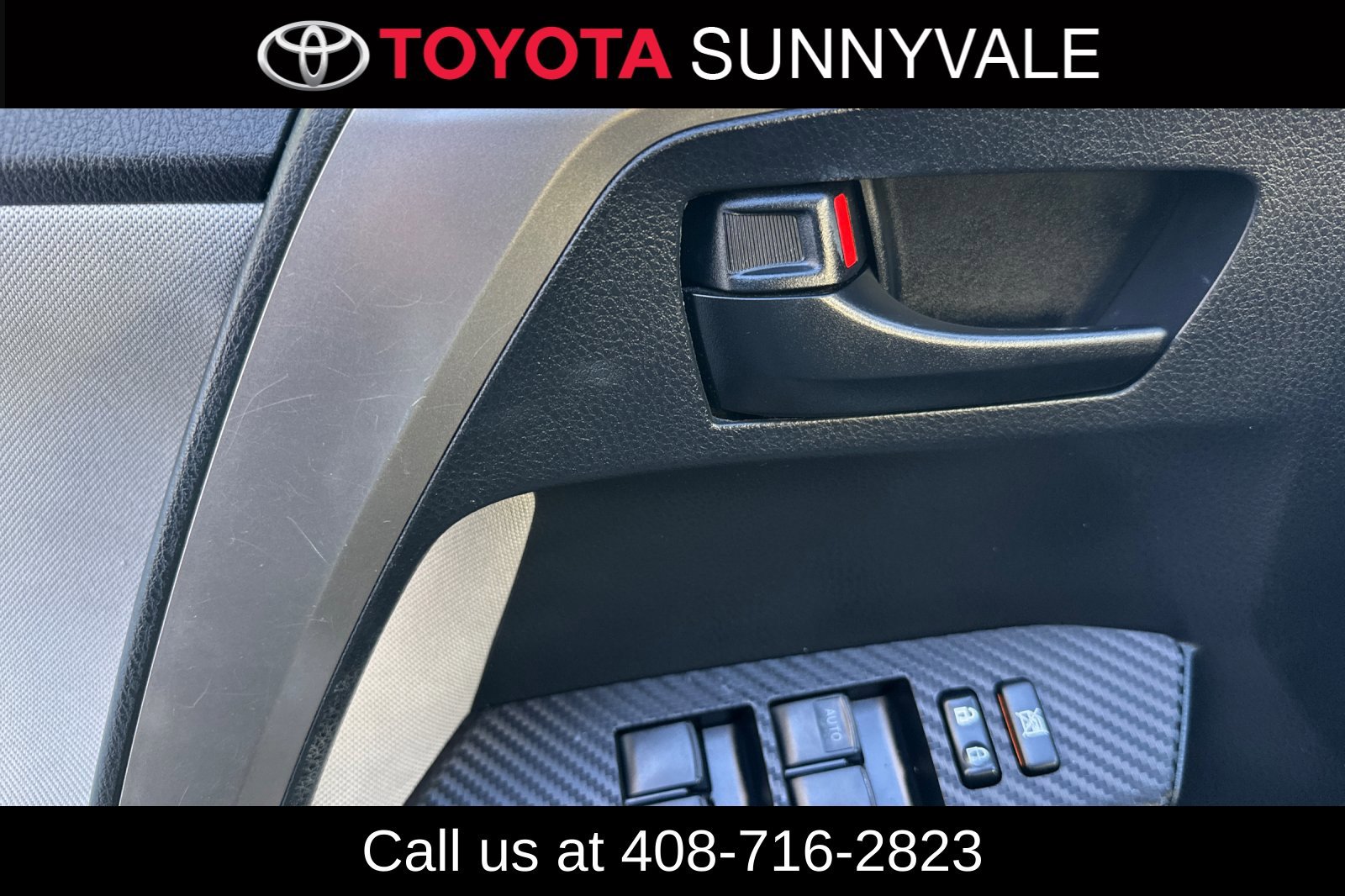 Used 2015 Toyota RAV4 LE FWD image 15