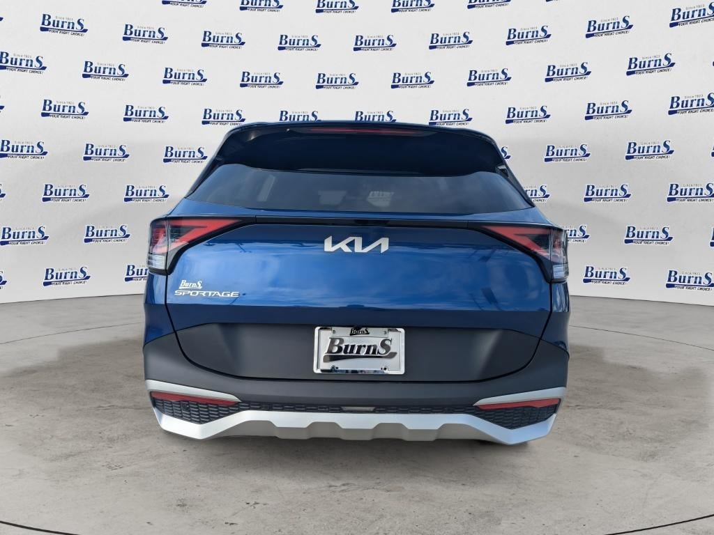 Used 2025 Kia Sportage EX w/ Premium Package FWD image 4