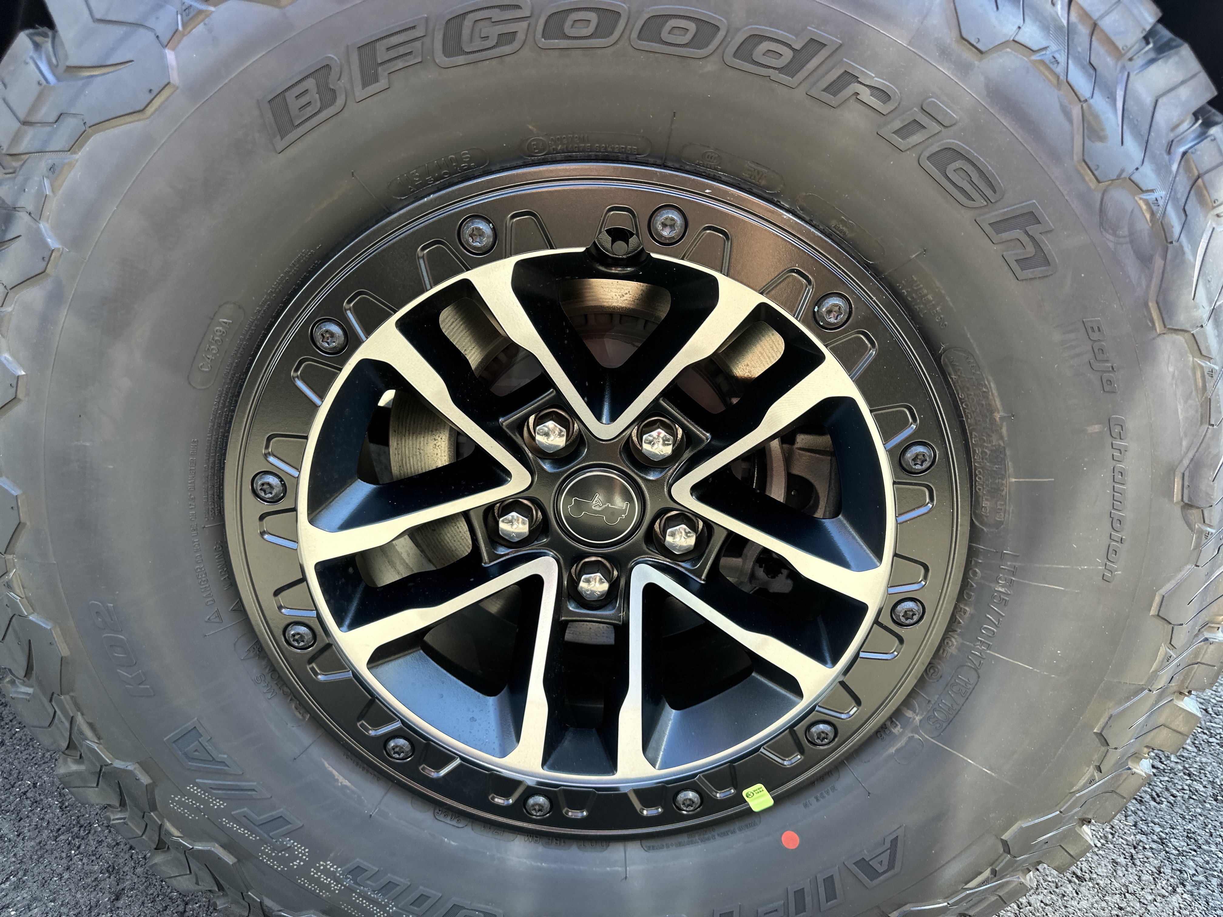 New 2026 Jeep Wrangler Unlimited Sport AWD/4WD image 31
