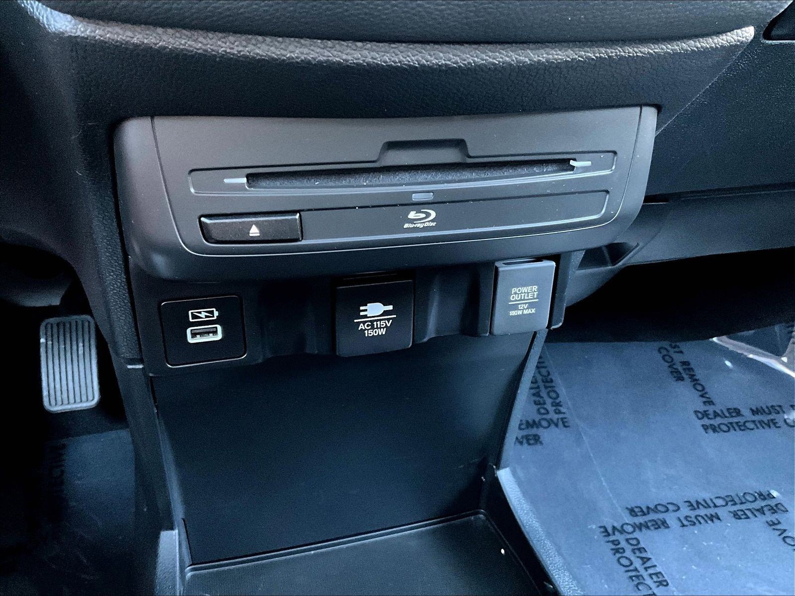 Used 2023 Honda Odyssey Touring image 14