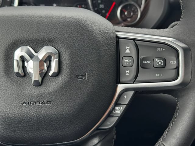 New 2026 RAM 1500 4x4 Crew Cab image 25
