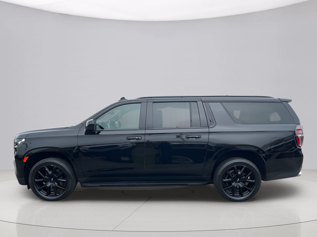Used 2023 Chevrolet Suburban RST w/ Sport Performance Package AWD/4WD image 6