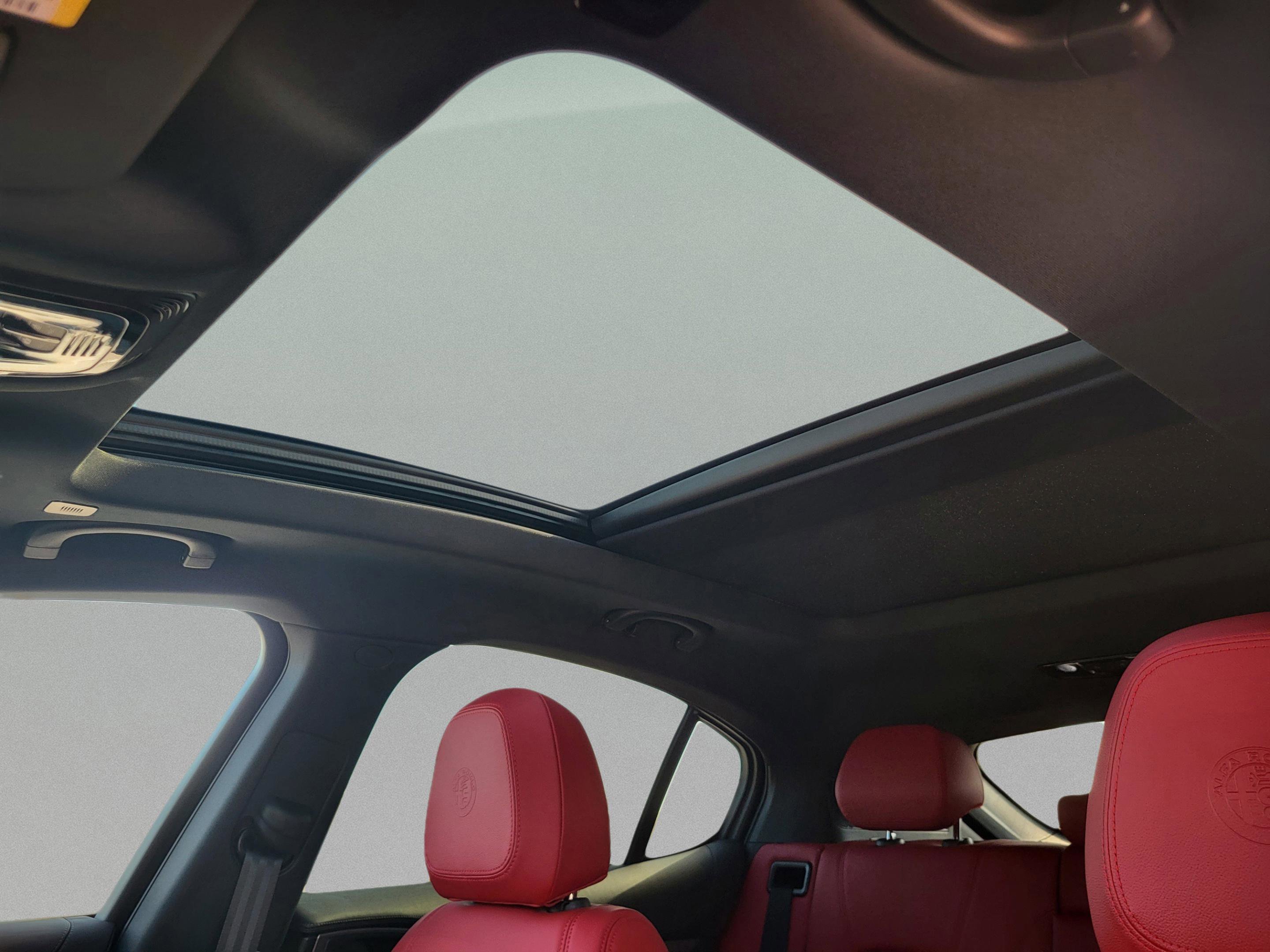 New 2026 Alfa Romeo Stelvio Sprint AWD/4WD image 49