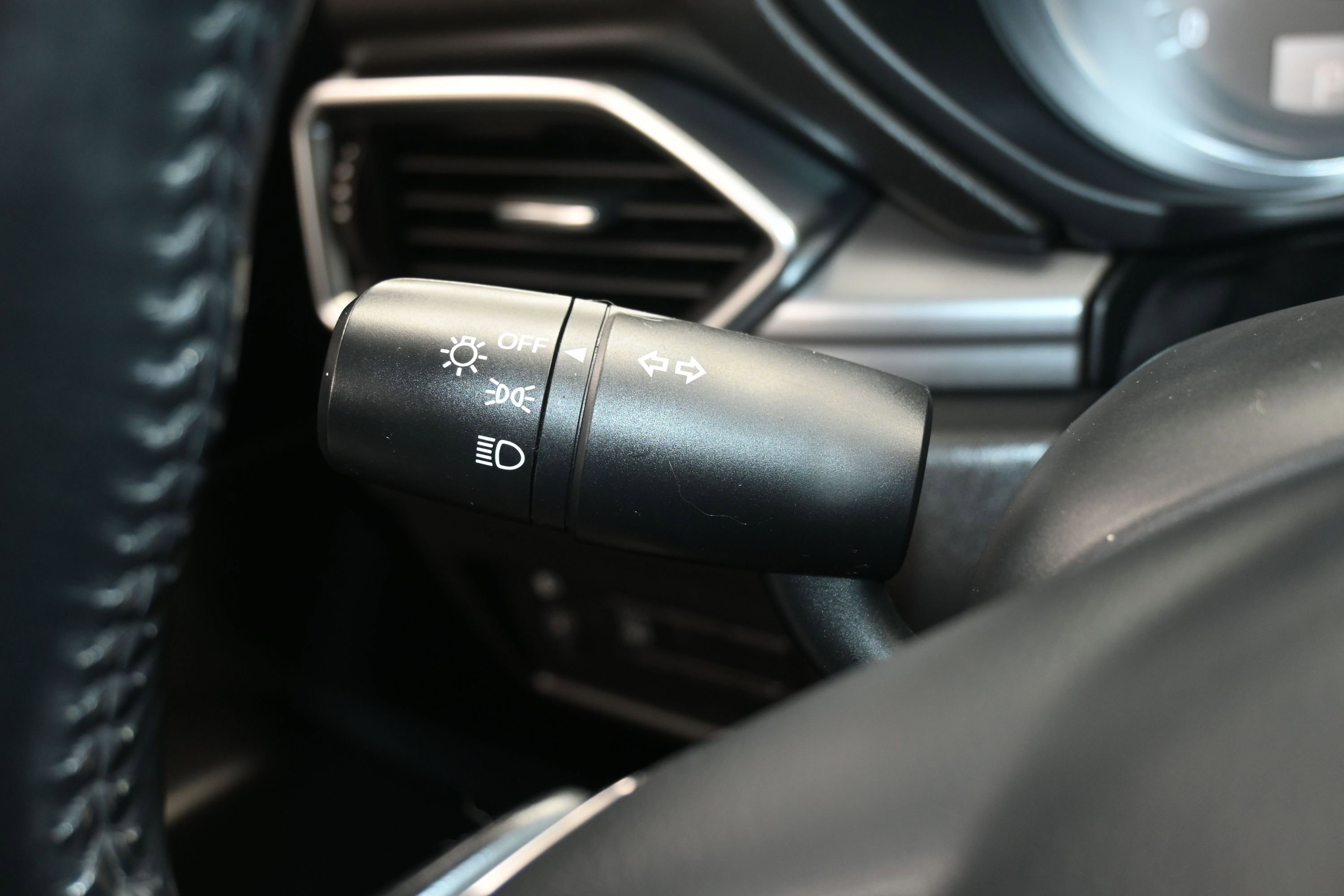 Used 2018 MAZDA CX-5 Sport AWD/4WD image 32