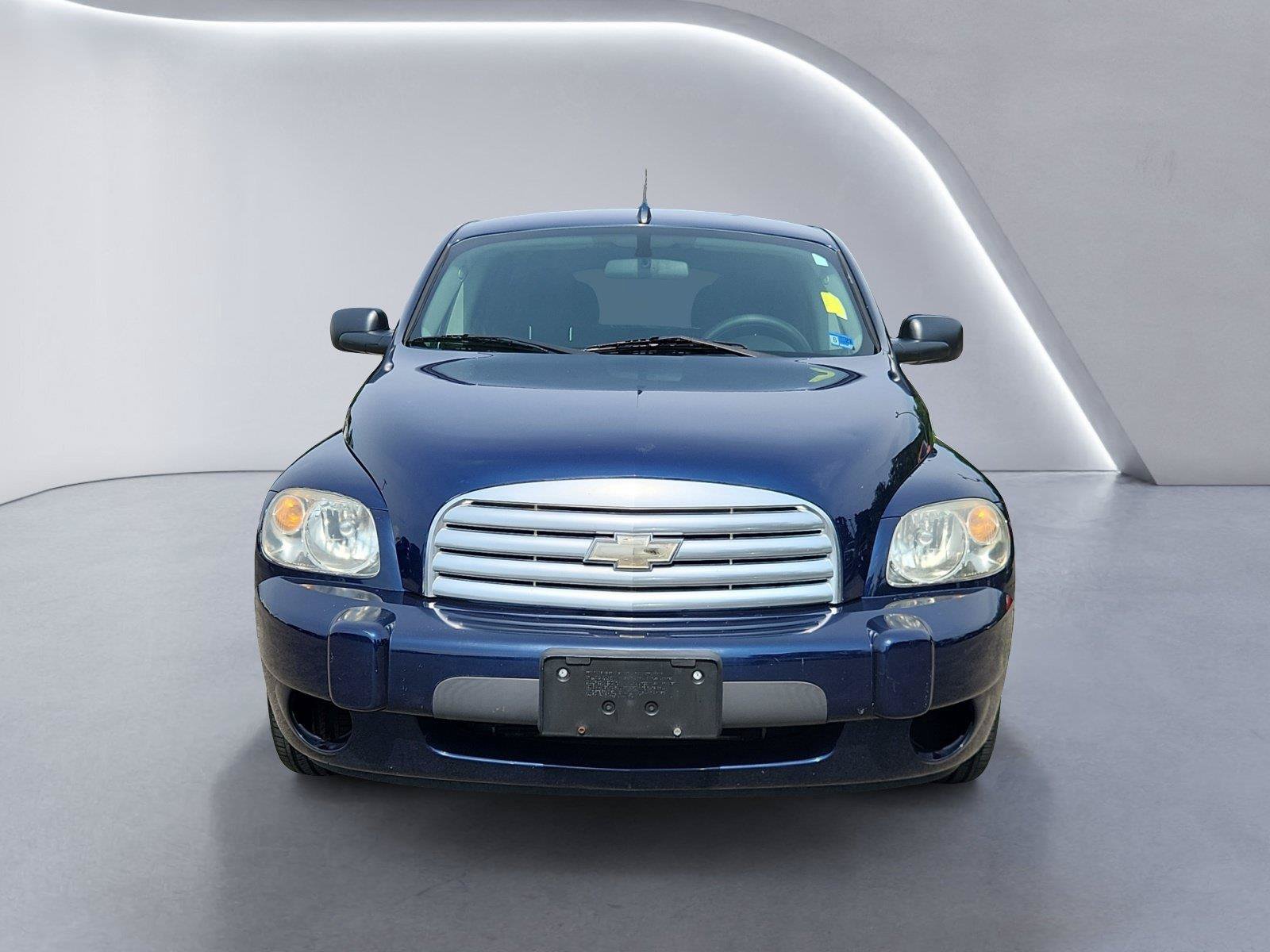 Used 2010 Chevrolet HHR LS FWD image 8