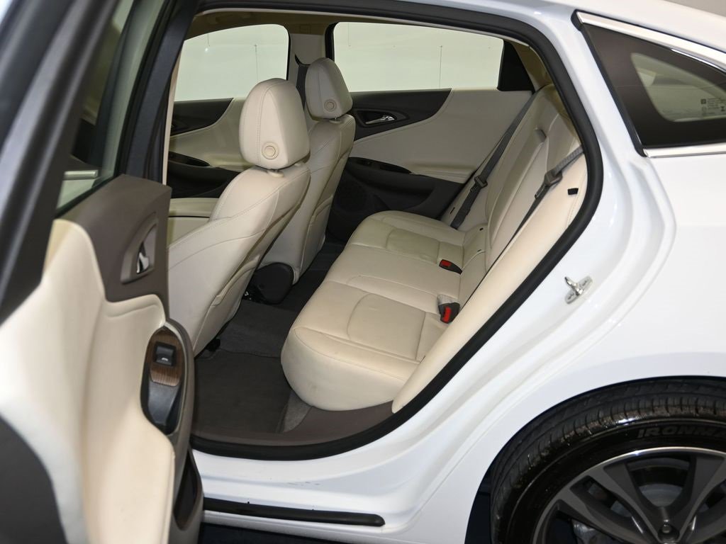 Certified 2024 Chevrolet Malibu LT image 24