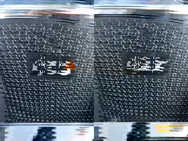 New 2026 Chevrolet Equinox LT w/ Convenience Package II image 17