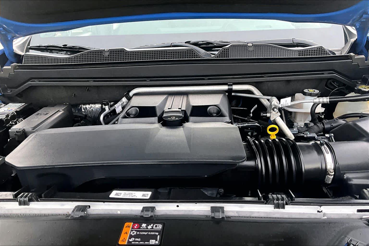 Used 2025 Chevrolet Colorado Trail Boss AWD/4WD image 30