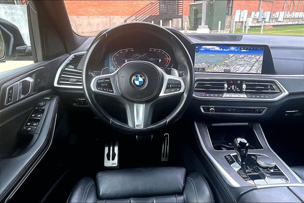 Used 2022 BMW X5 sDrive40i w/ M Sport Package image 8