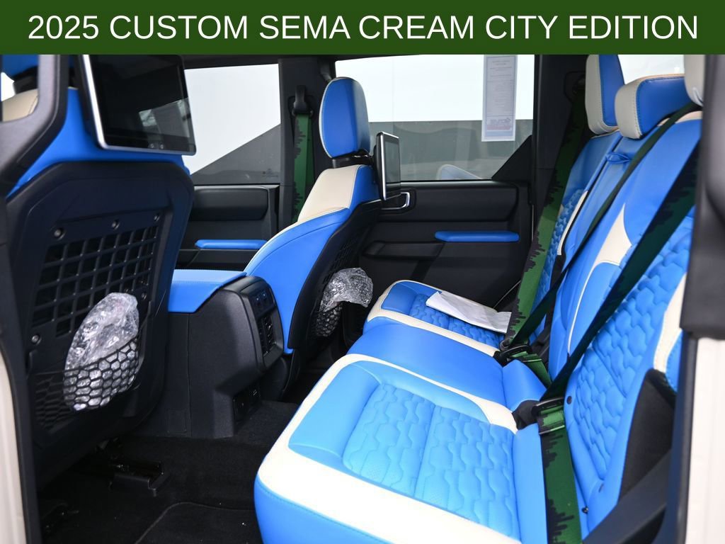 New 2025 Ford Bronco Badlands image 26