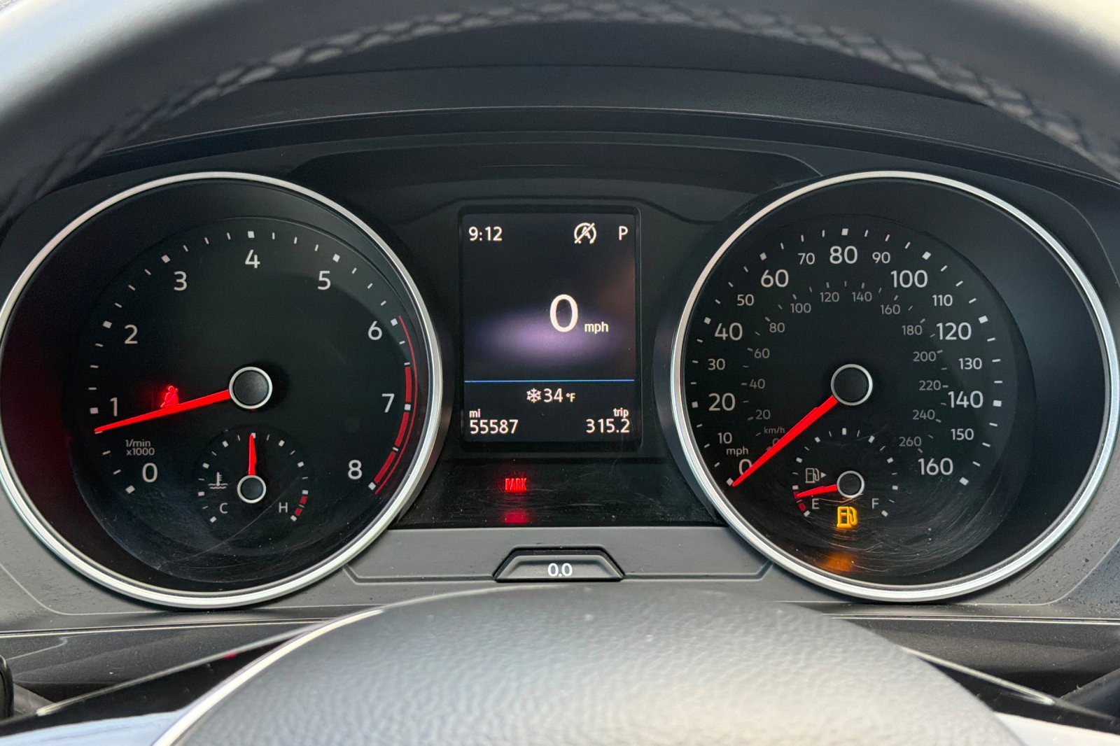 Used 2020 Volkswagen Tiguan SE w/ Panoramic Sunroof Package image 33