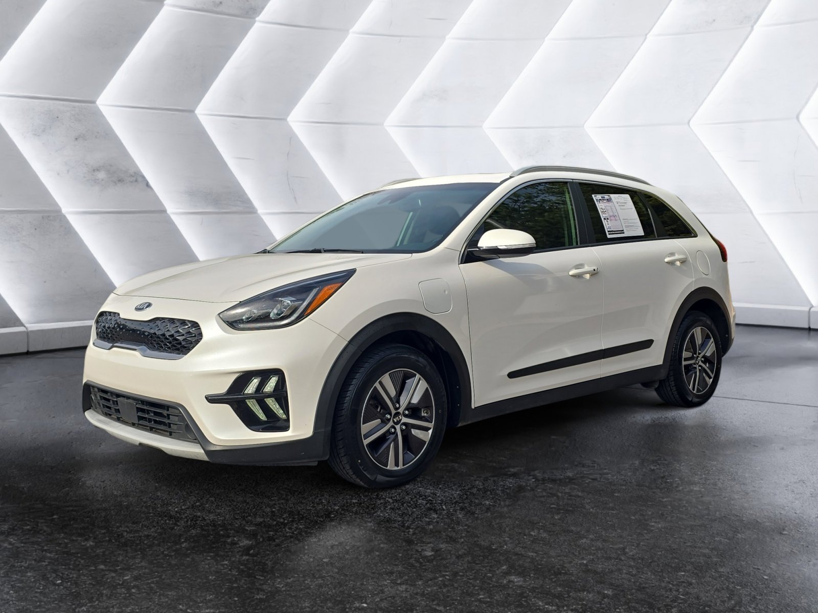 Used 2020 Kia Niro EX Premium image 1