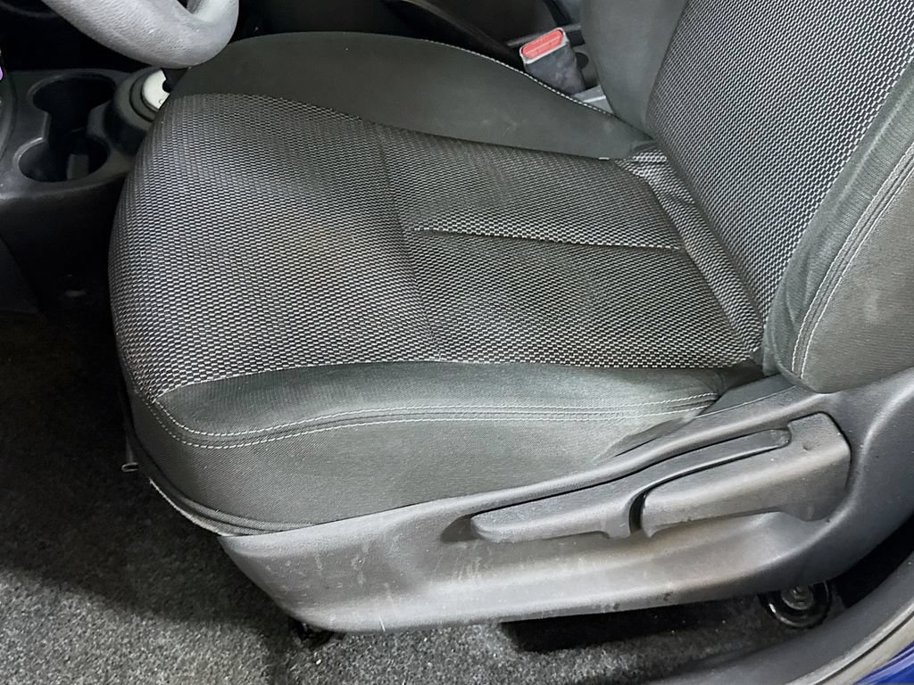 Used 2018 Nissan Versa SV FWD image 21
