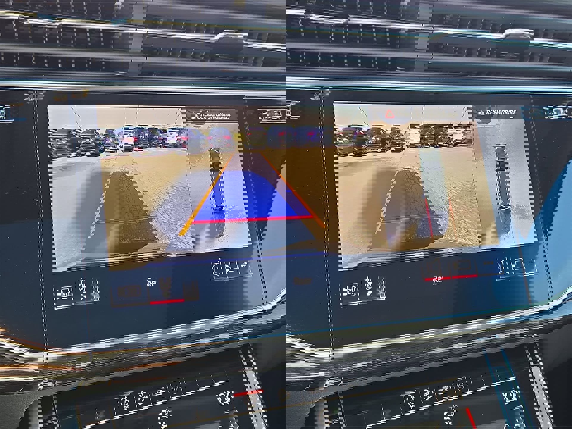 Used 2025 Audi Q7 2.0T Premium w/ Convenience Plus Package image 18